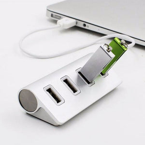 Four-port USB 2.0 HUB